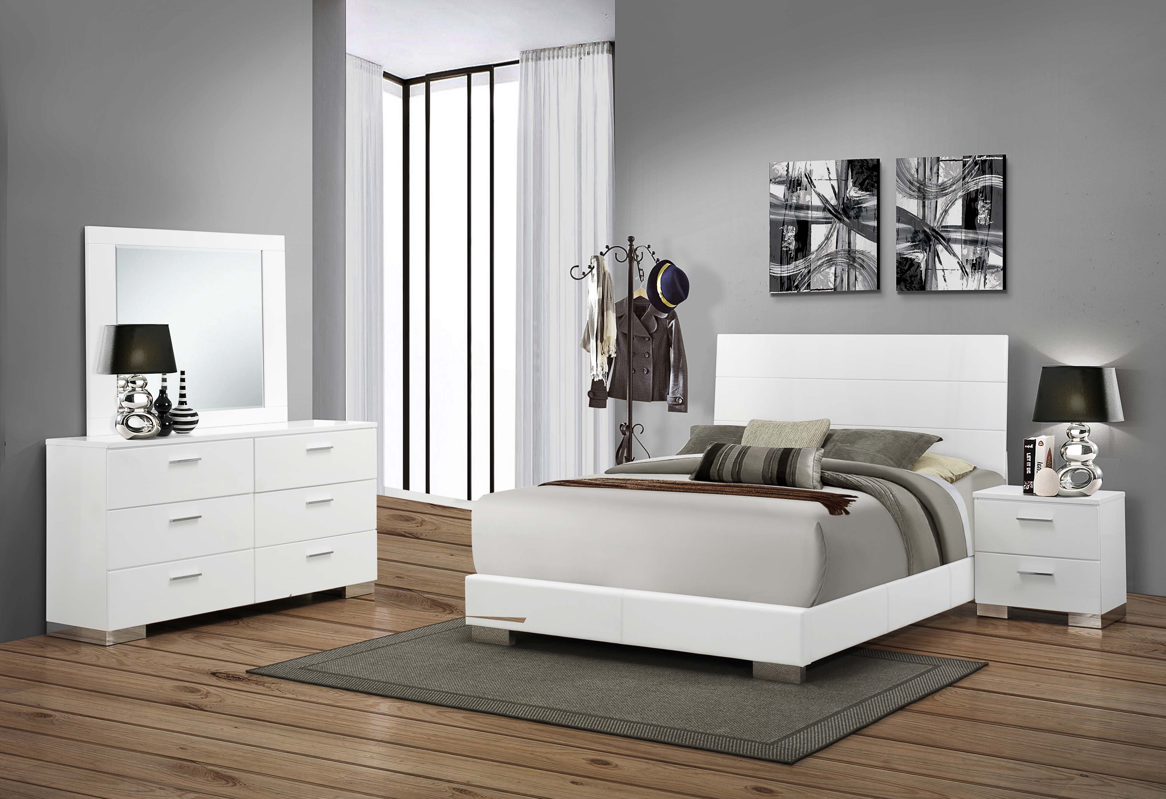 Coaster Felicity Bedroom Set Glossy White Cal King Set of 4