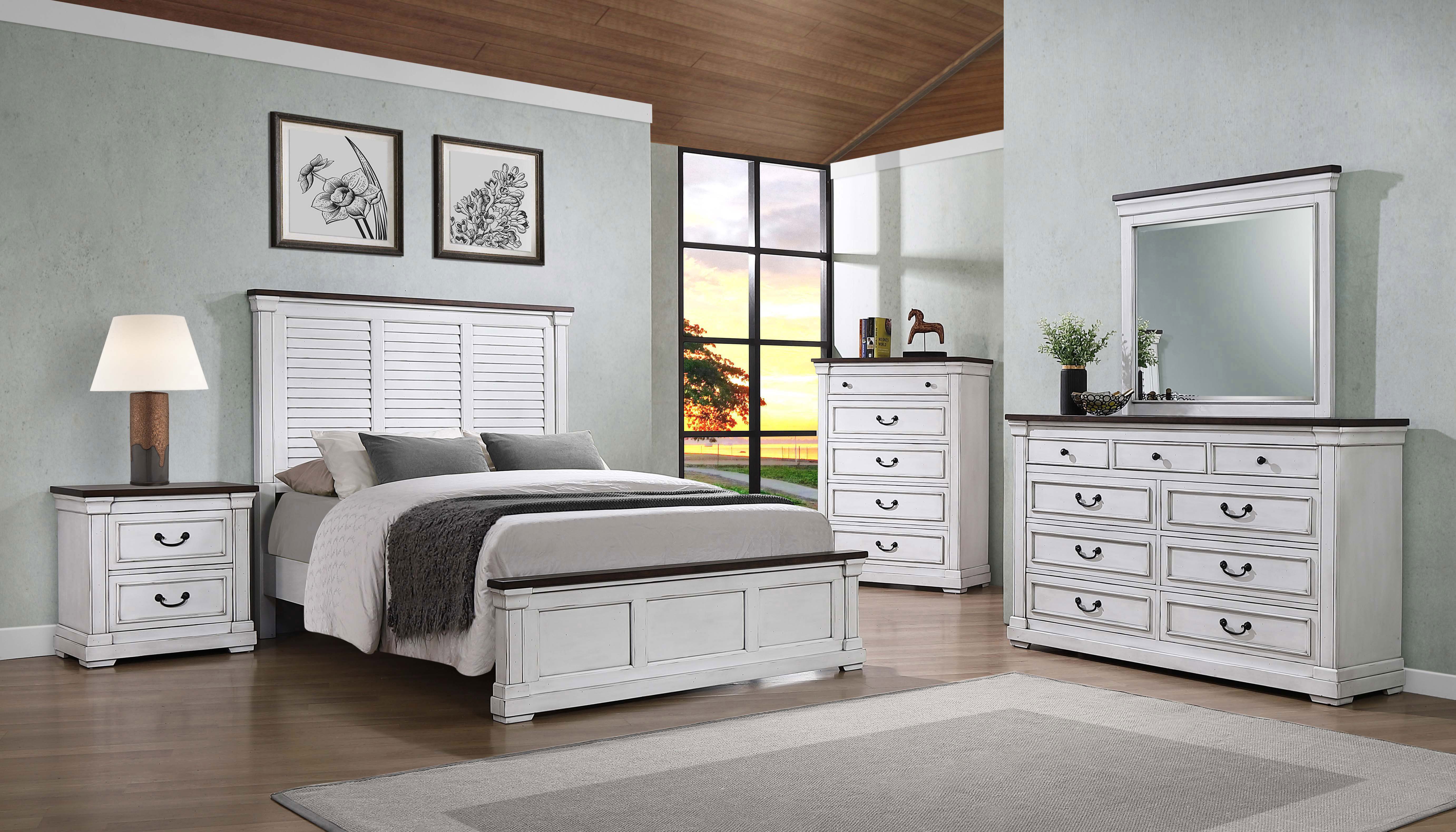 Coaster Hillcrest Panel Bed White Cal King