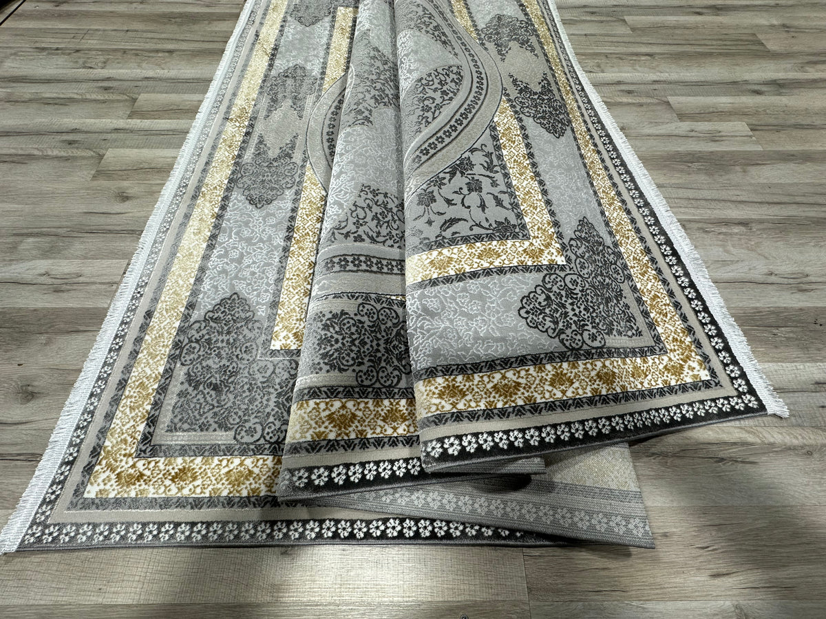 Leilla Area Rug