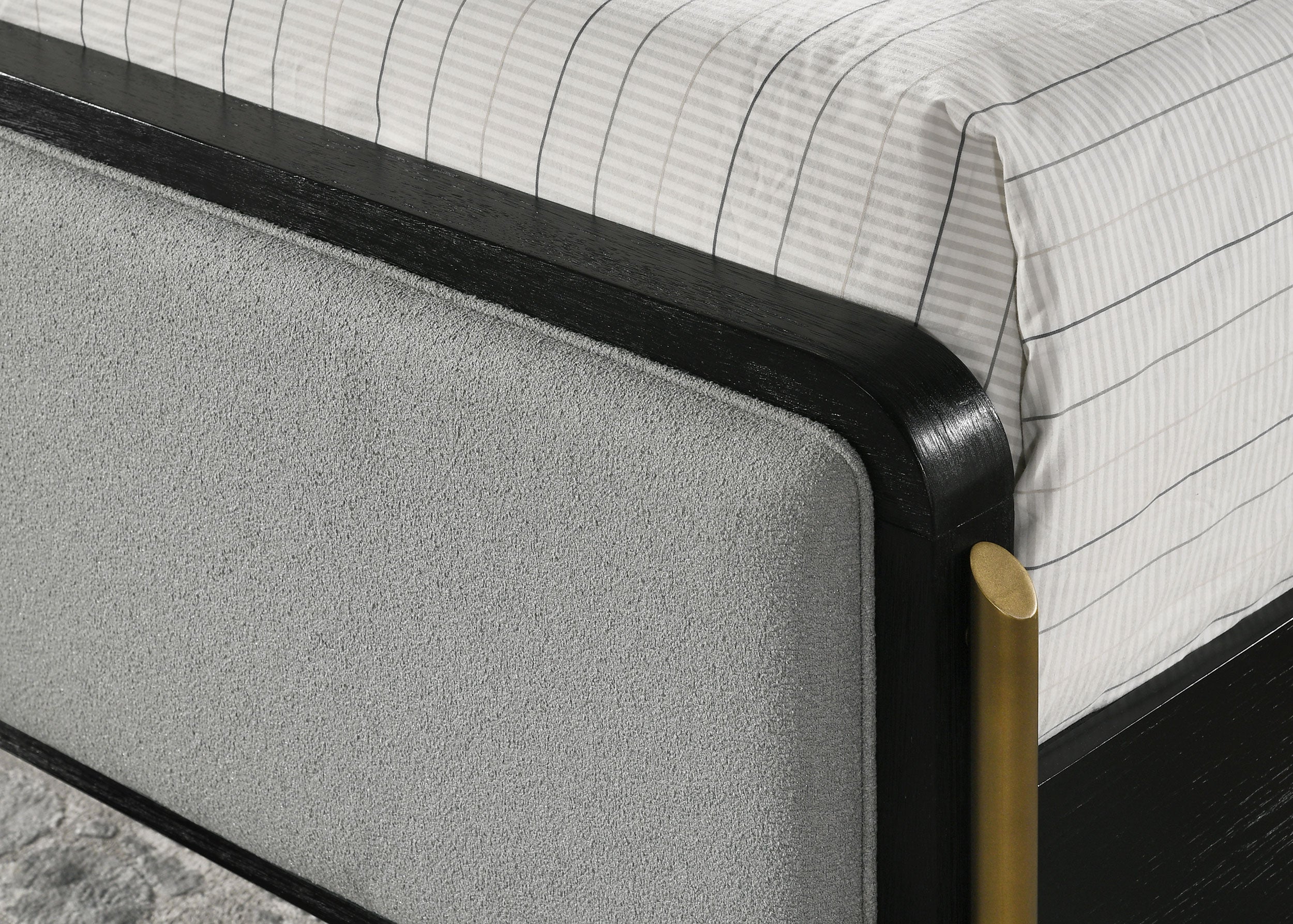 Coaster Arini Bed with Upholstered Headboard Black and Grey King