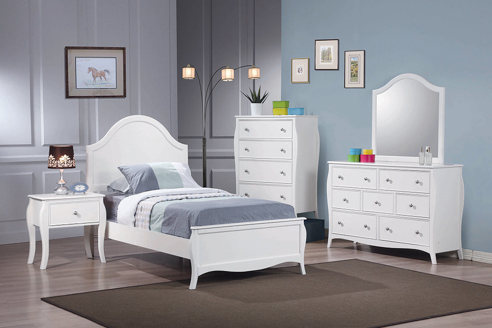 Coaster Dominique Bedroom Set with Arched Headboard White Full Set of 4