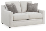 Maitelynn Loveseat