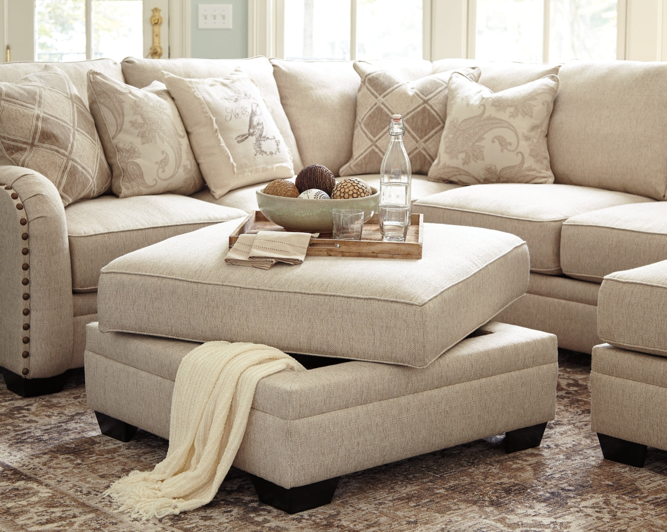 Luxora Ottoman With Storage