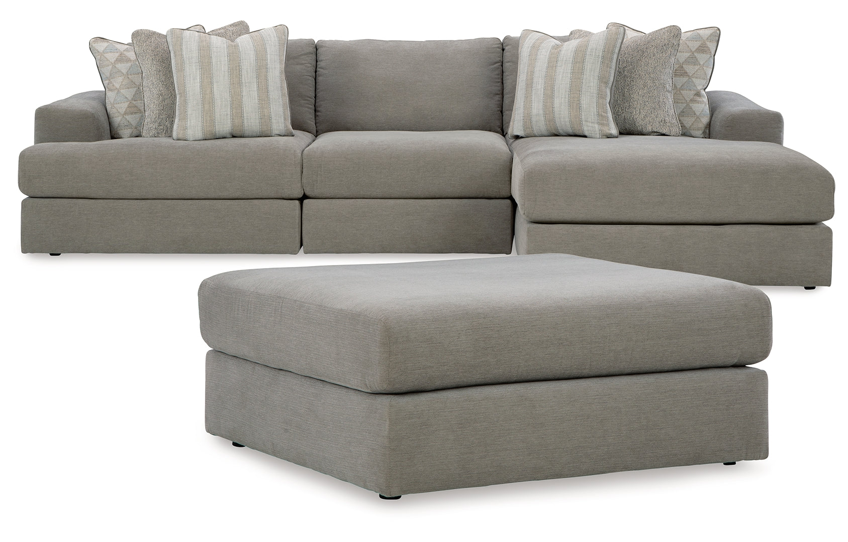 Avaliyah 3-Piece Sectional with Ottoman