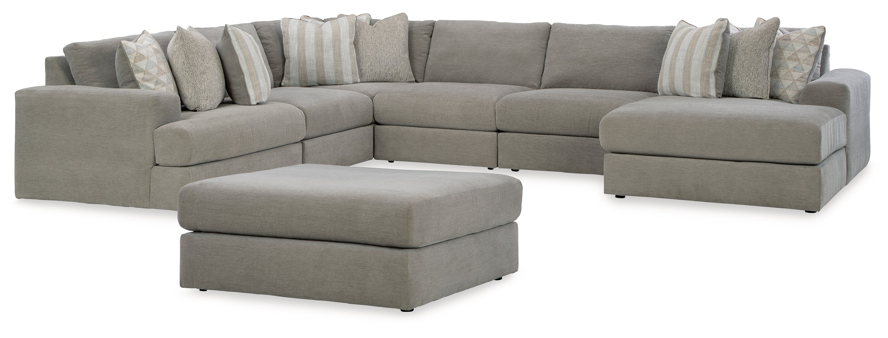 Avaliyah 6-Piece Sectional with Ottoman