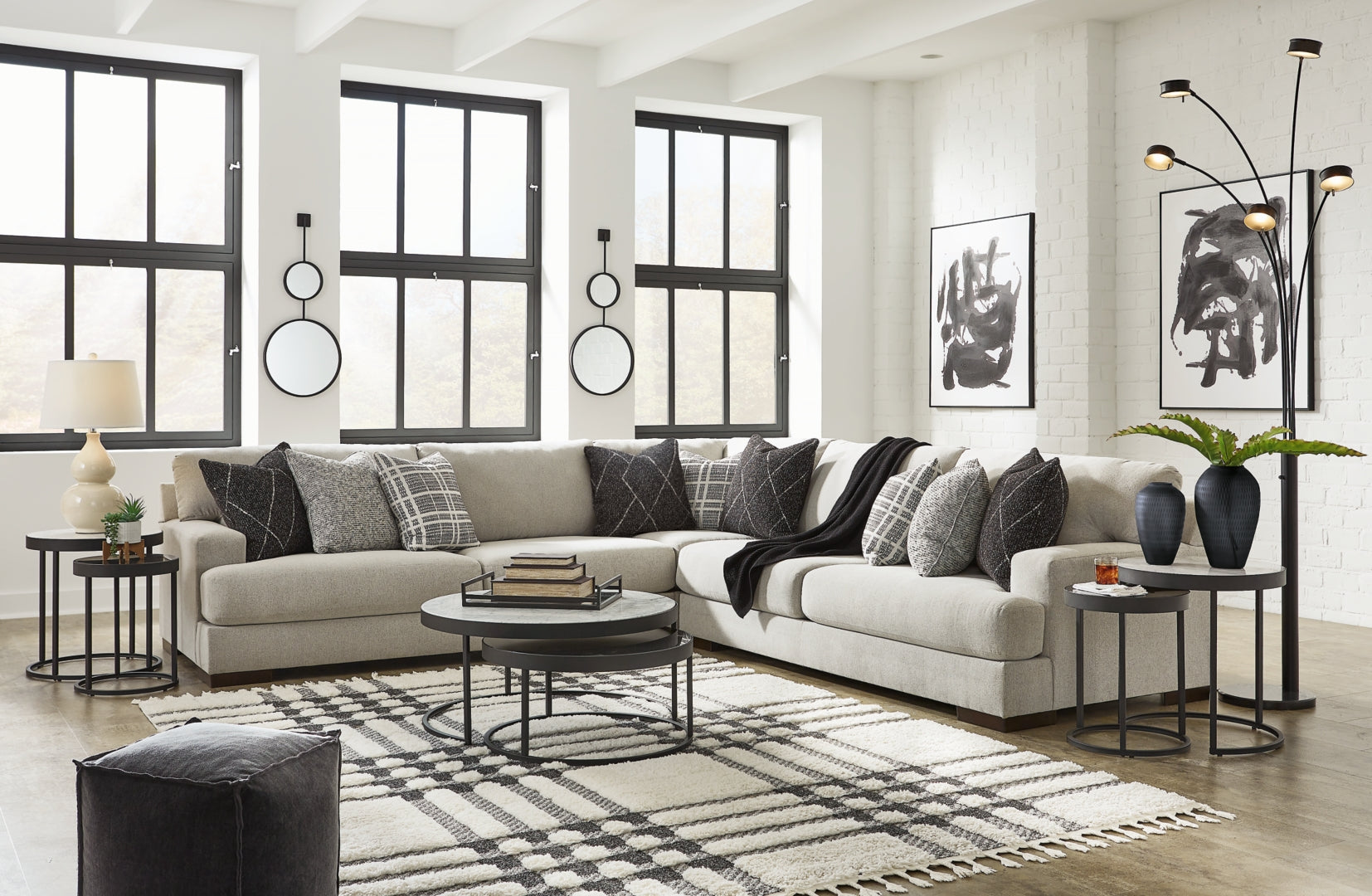 Artsie 3-Piece Sectional with Ottoman