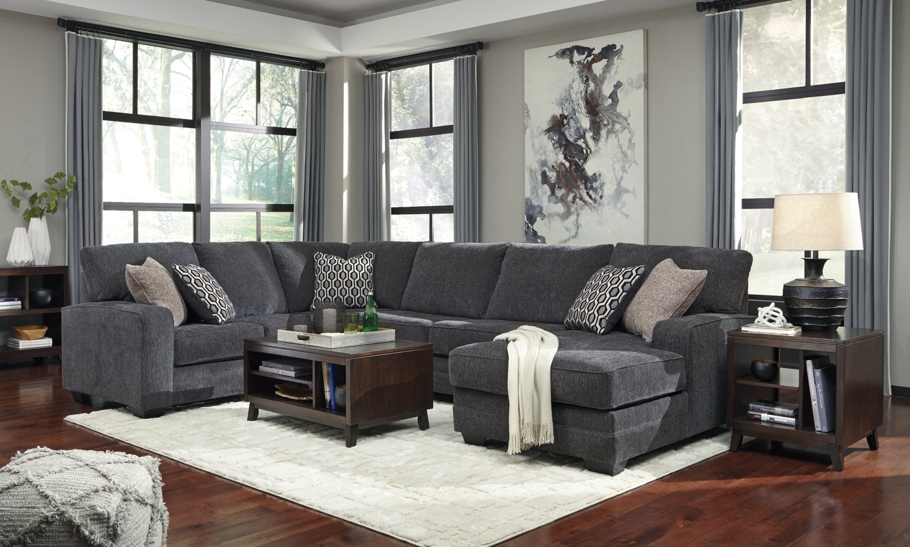 Tracling 3-Piece Sectional with Chaise