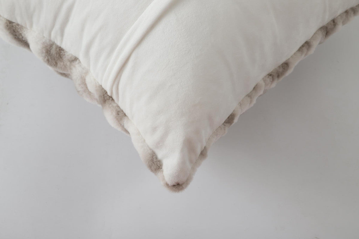 MDA Avanni Pillow