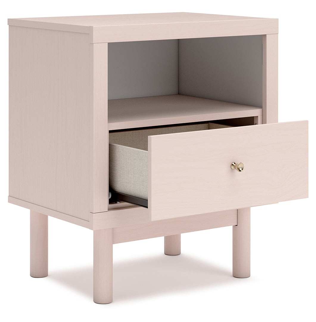 Wistenpine One Drawer Night Stand