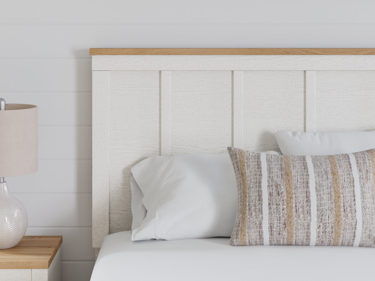 Linnocreek Full Panel Headboard