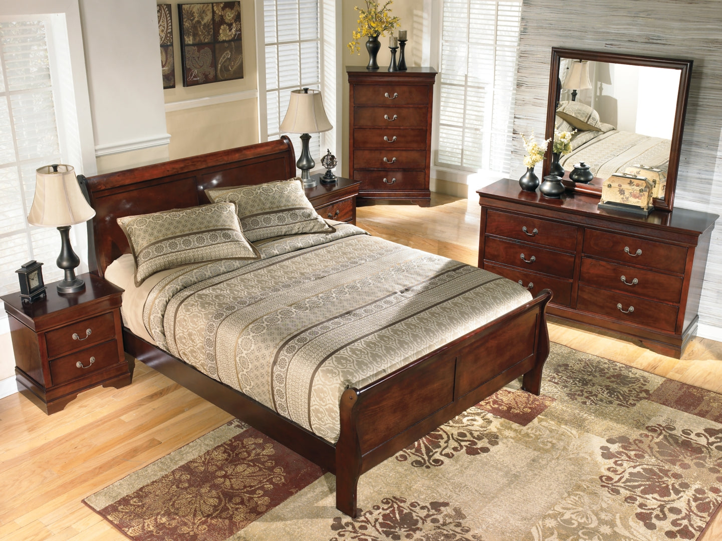 Alisdair King Sleigh Bed with 2 Nightstands