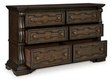 Maylee Dresser