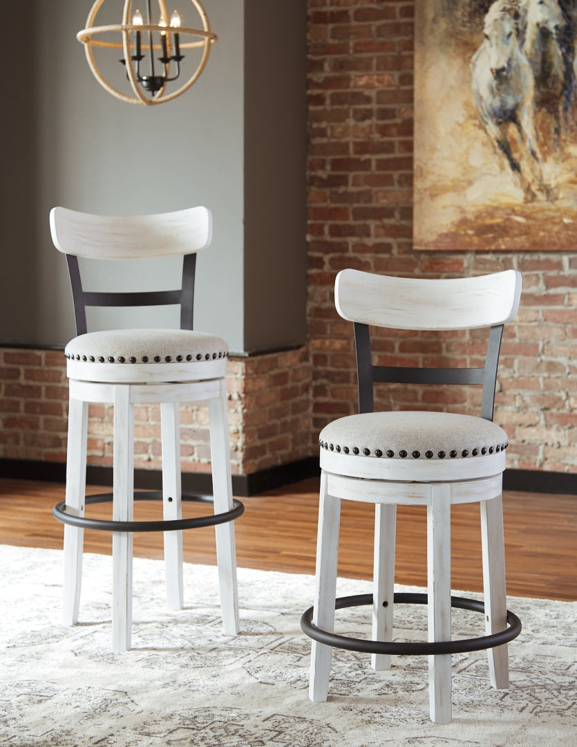 Valebeck UPH Swivel Barstool (1/CN)