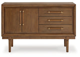 Lyncott Dining Room Server