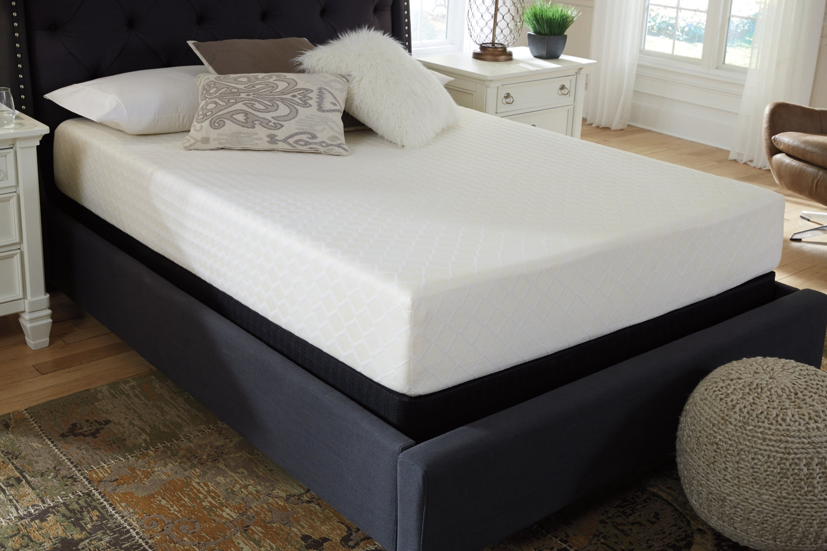 10 Inch Chime Memory Foam Queen Mattress