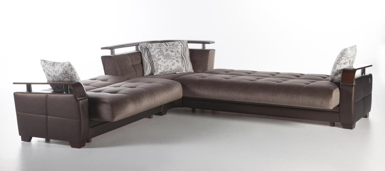 Bellona Natural Sleeper Sectional by Bellona NAOMI L.BROWN