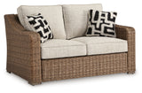 Beachcroft Loveseat w/Cushion