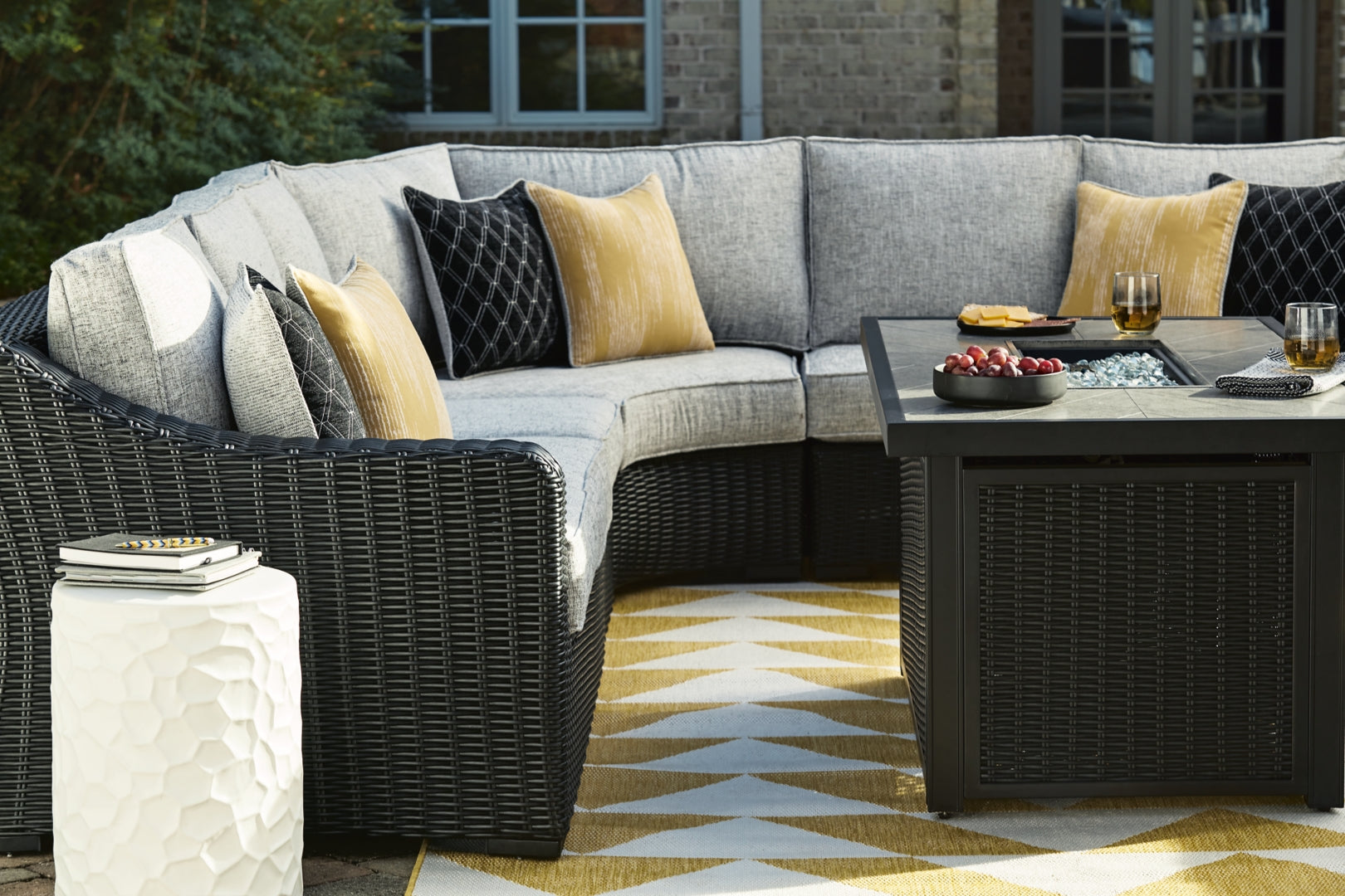 Beachcroft 3-Piece Outdoor Seating Set