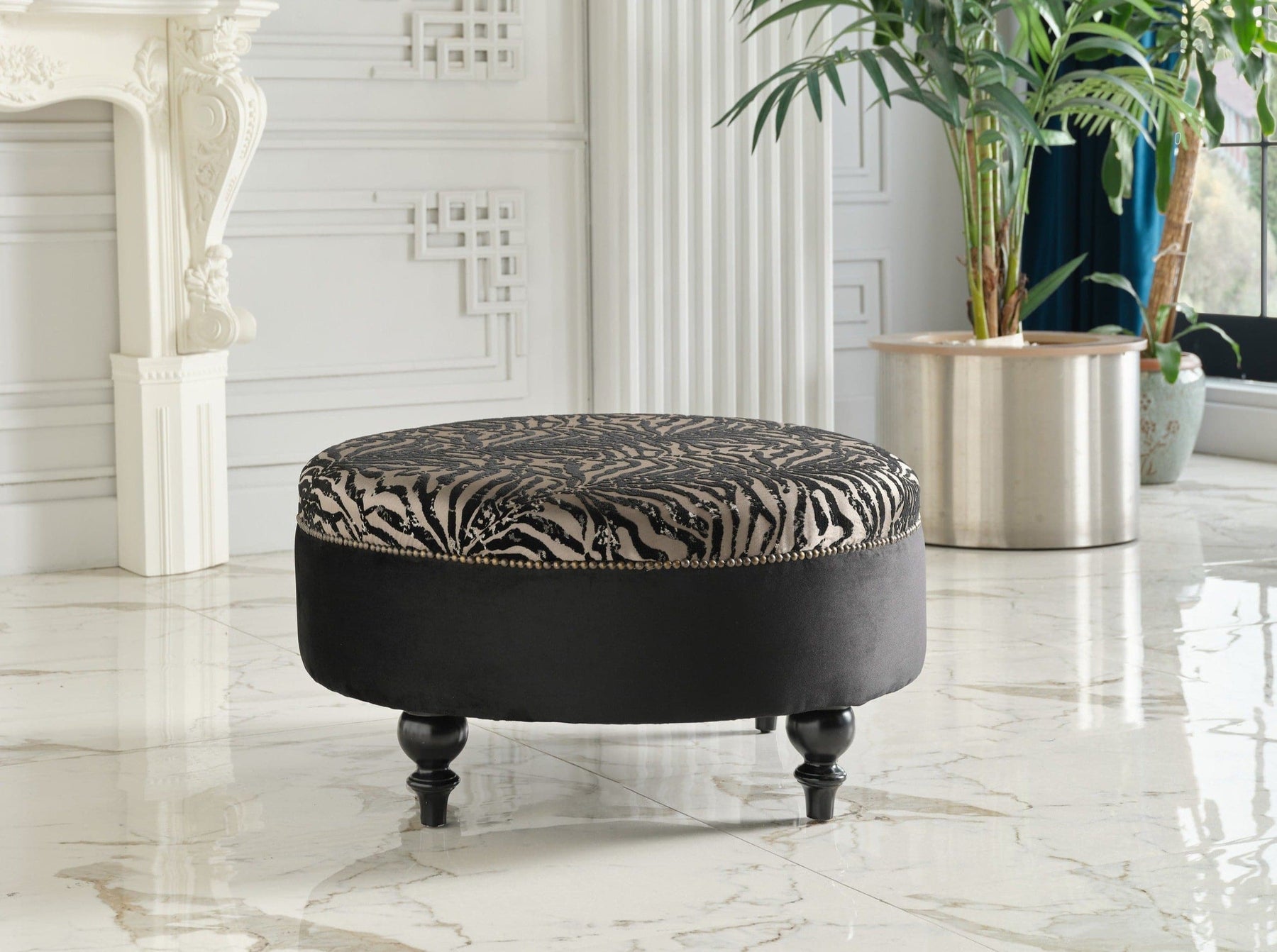 Bellona Gaze Ottoman (Gaze Main/Duca Black) by Bellona