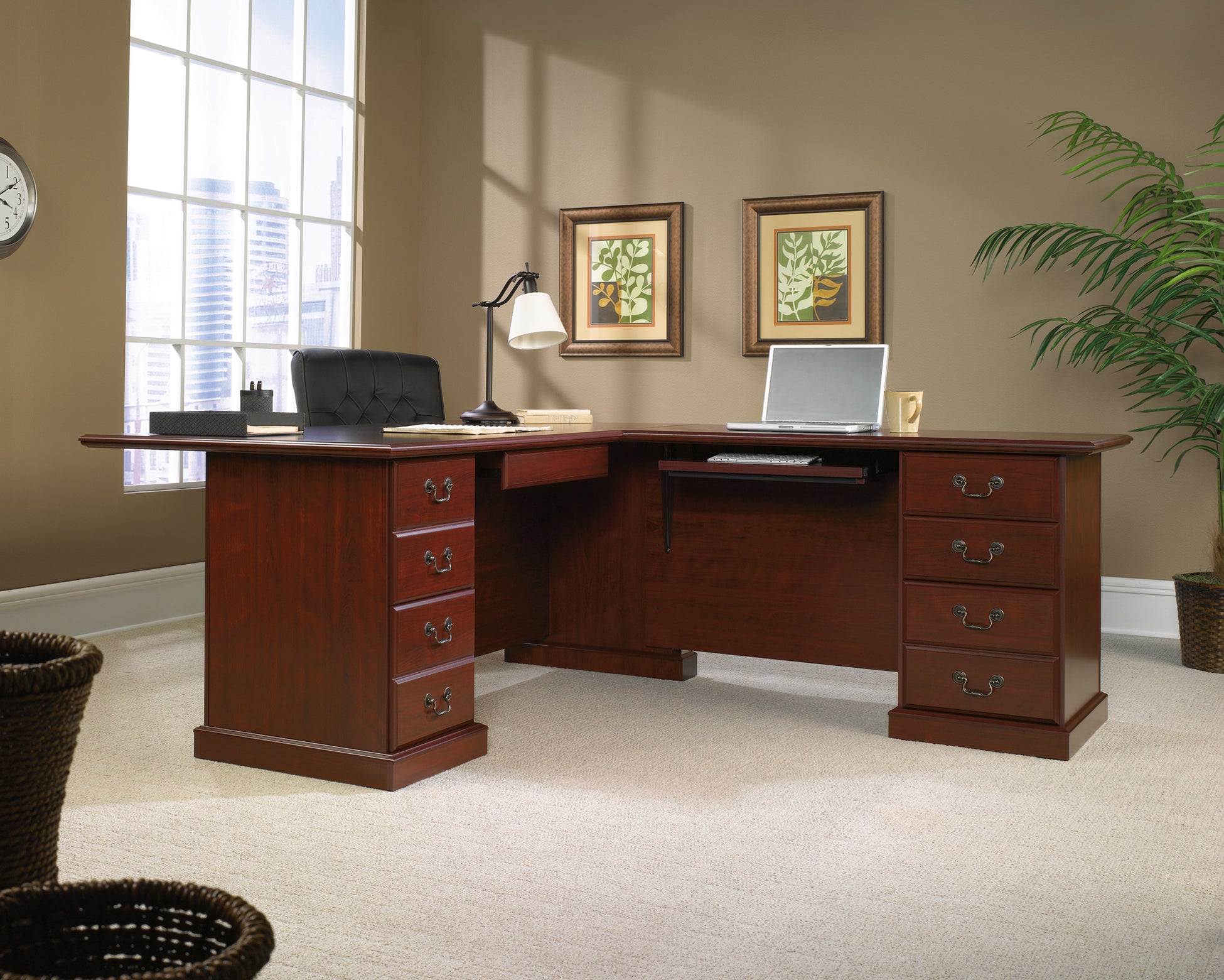 Heritage Hill  Executive Desk Classic Cherry