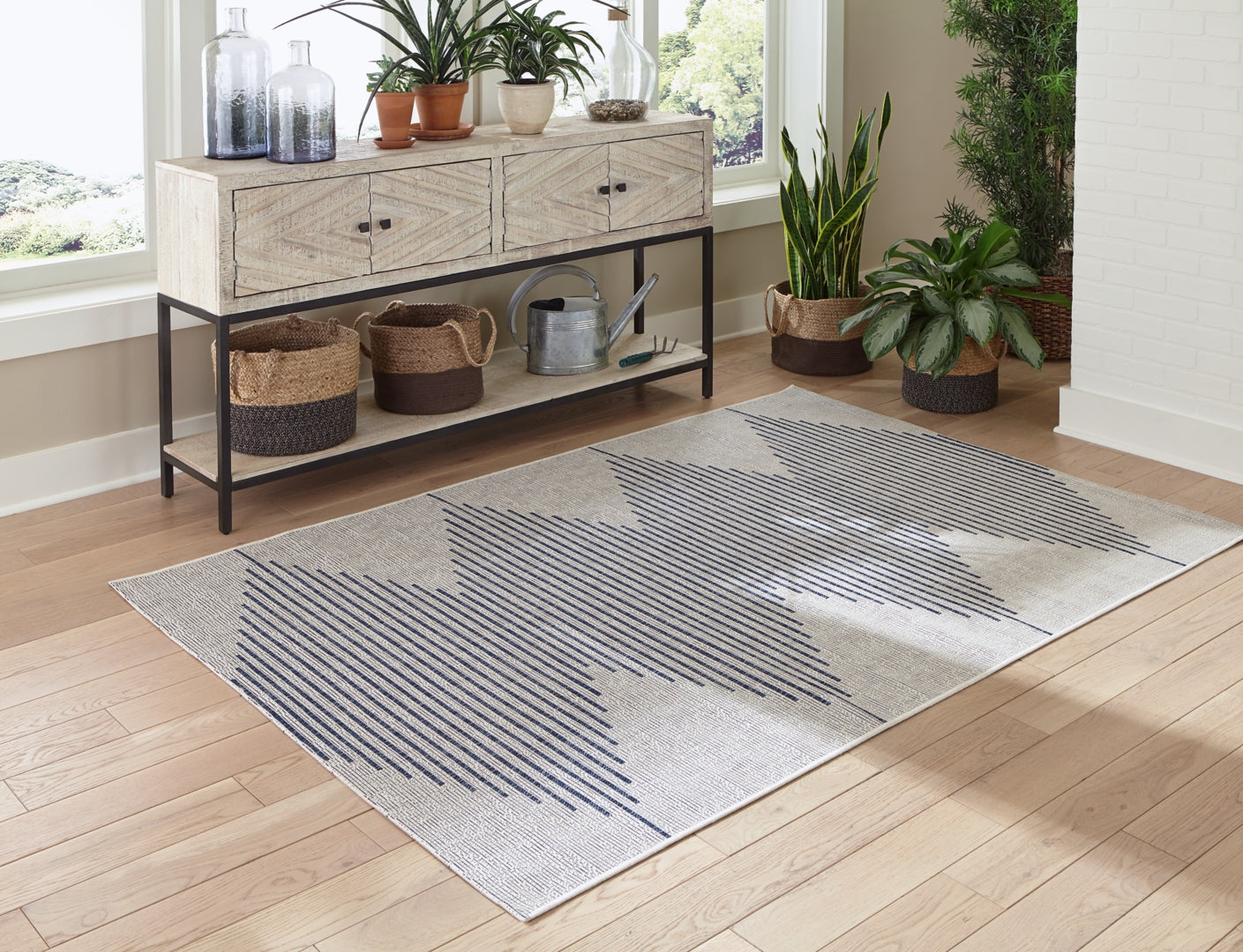 Alverno Large Rug