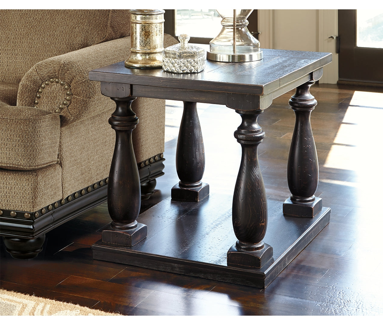 Mallacar Rectangular End Table