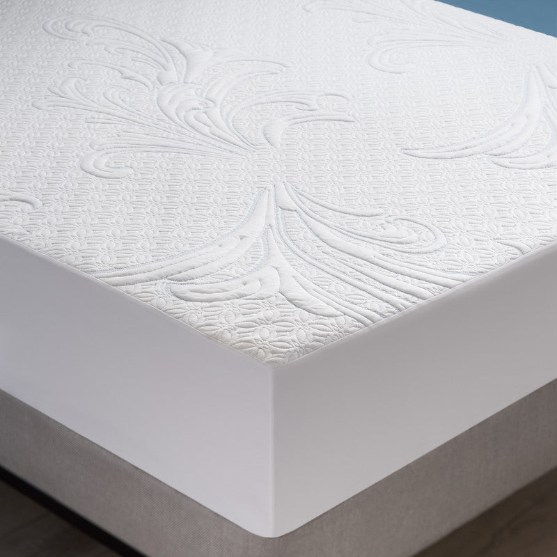 dreamGuard Ultimate Mattress Protector