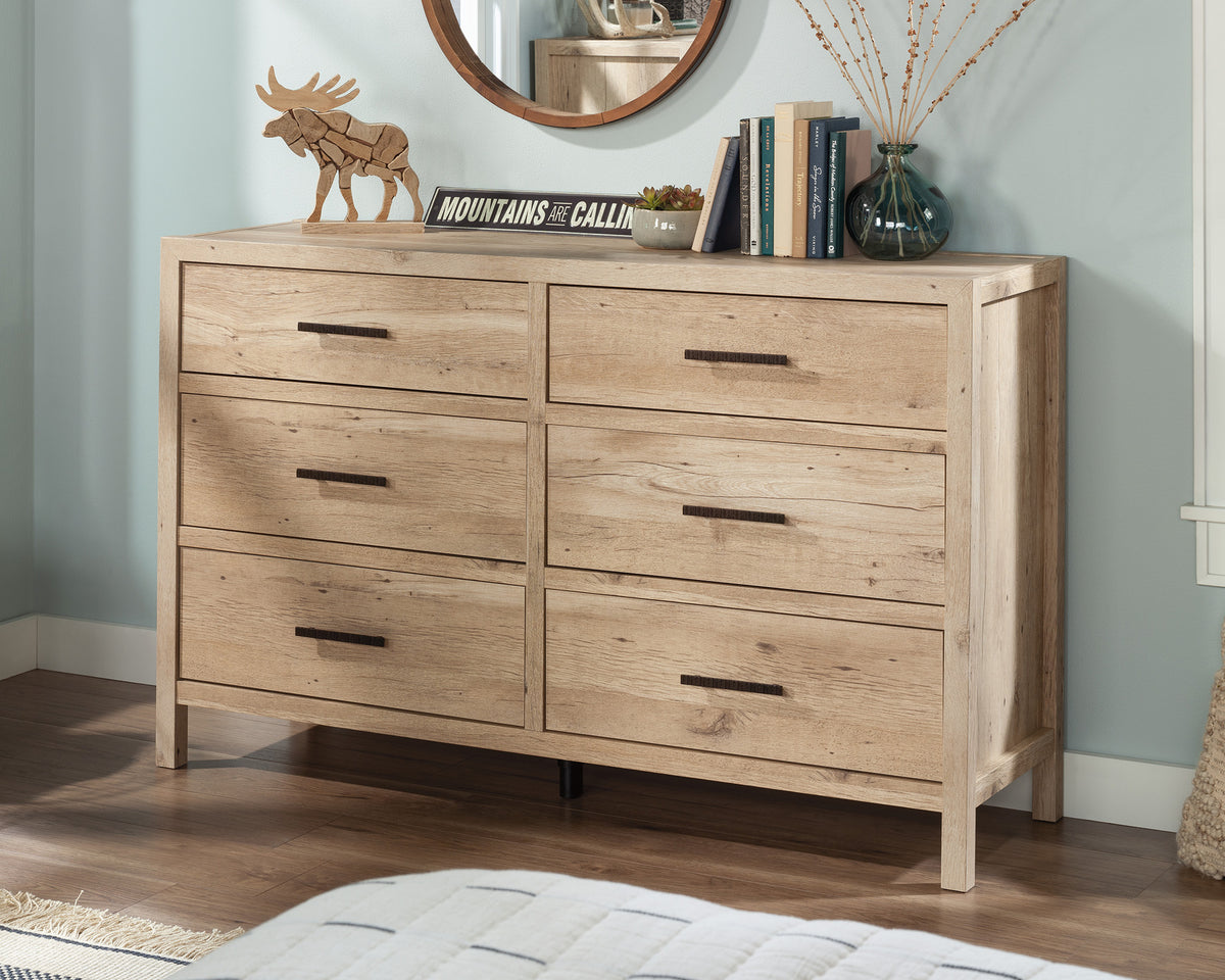 Pacific View  6-Drawer Bedroom Dresser in Prime Oak