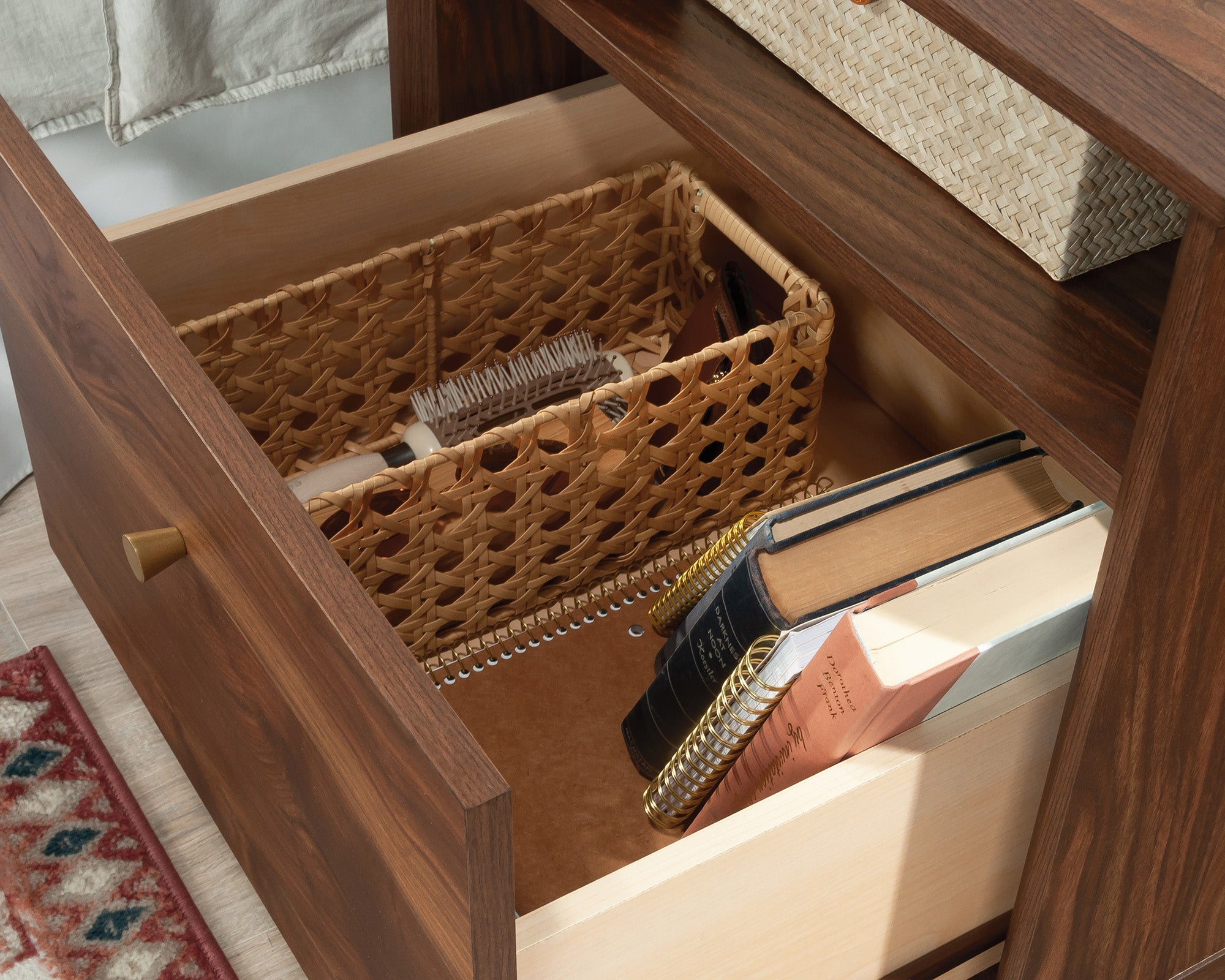 Willow Place  1-Drawer Night Stand in Grand Walnut